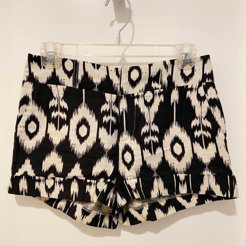 Black & White Ikat shorts